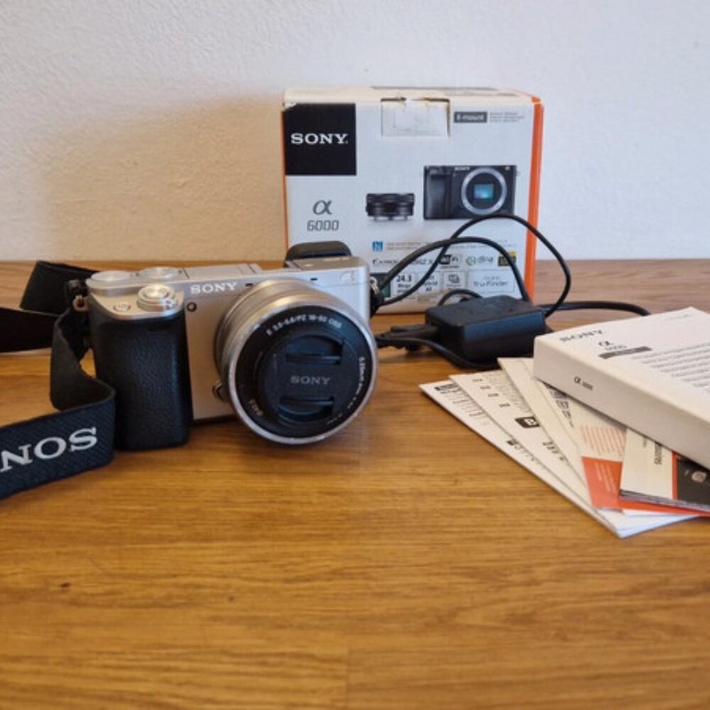 Sony alpha 6000